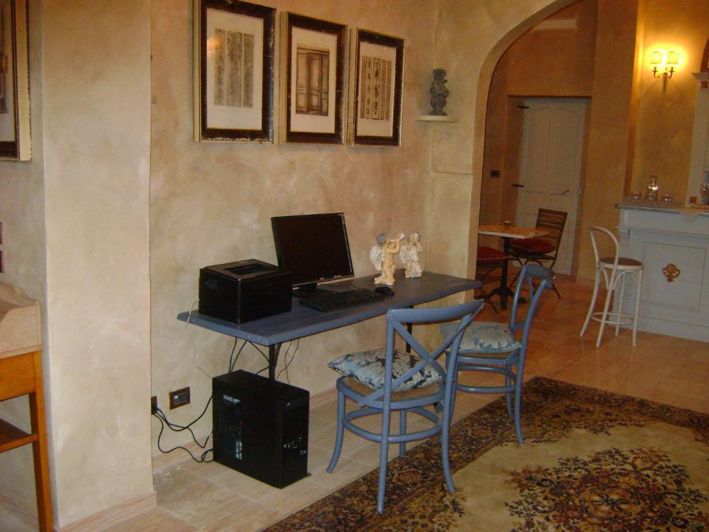 וירג'יו Hotel La Petite Maison מראה חיצוני תמונה