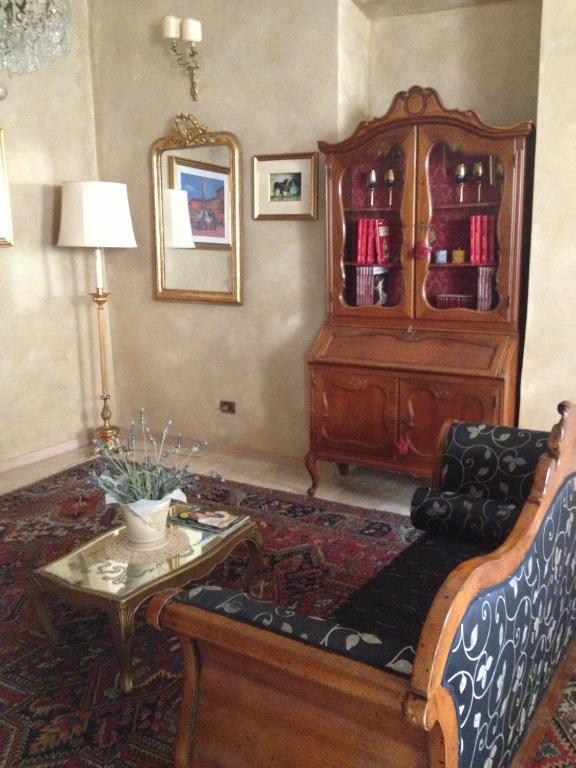 וירג'יו Hotel La Petite Maison מראה חיצוני תמונה