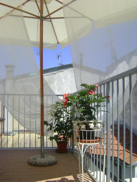 וירג'יו Hotel La Petite Maison מראה חיצוני תמונה